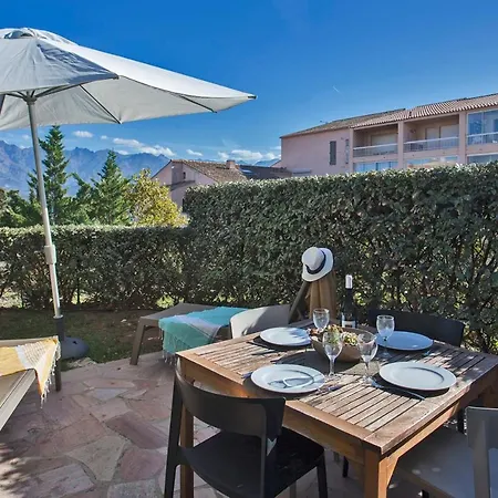 Mare Avec Jardin Et Bbq Vue Et Montagne Et Port A 2 Pas