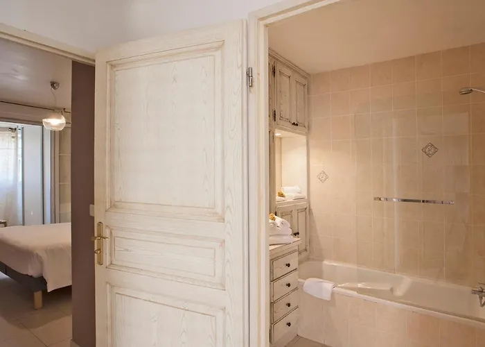 Mare Avec Jardin Et Bbq Vue Et Montagne Et Port A 2 Pas *