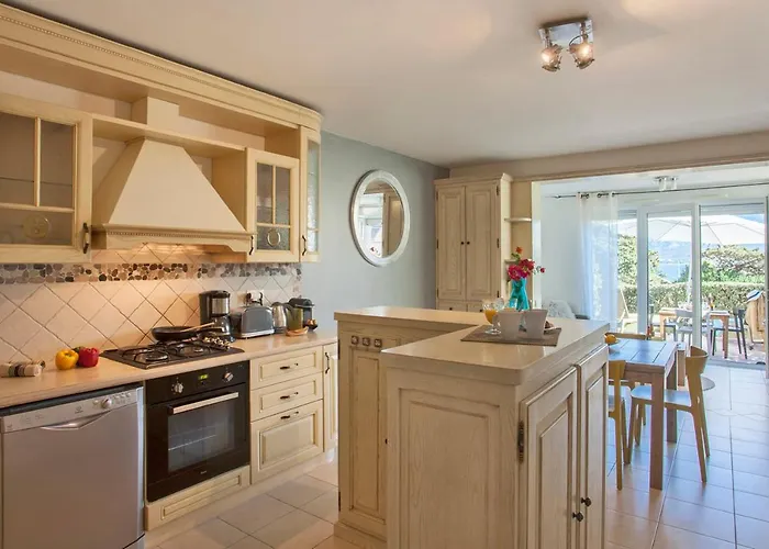 Apartman Mare Avec Jardin Et Bbq Vue Et Montagne Et Port A 2 Pas *