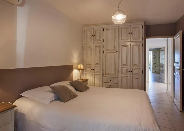 Apartman Mare Avec Jardin Et Bbq Vue Et Montagne Et Port A 2 Pas Calvi